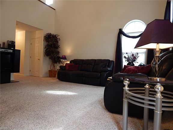 4th image of 6814 Laurel Trce #A