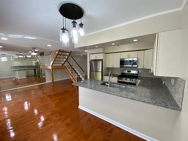 8422 Madison Pl — Photo 19