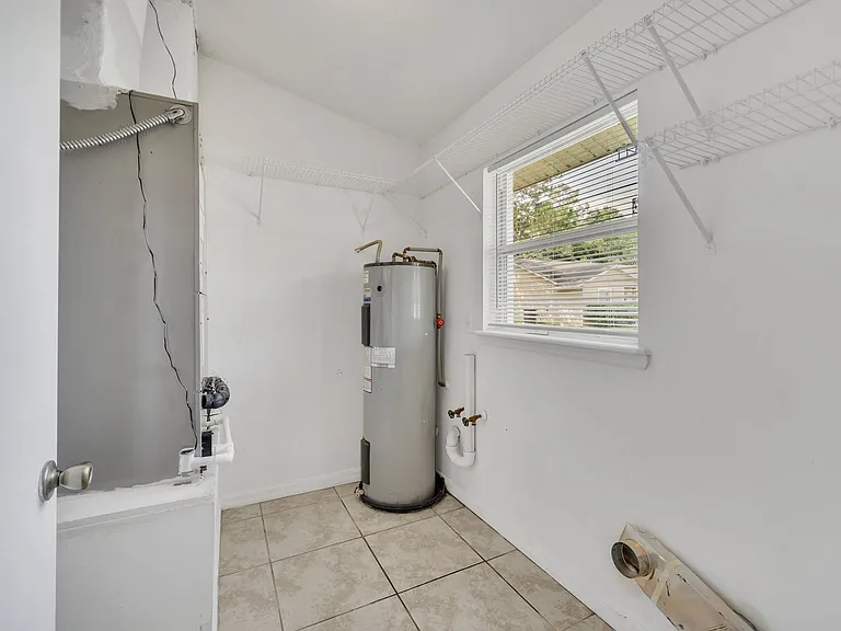 2628 Legend Ct #2628 — Photo 21