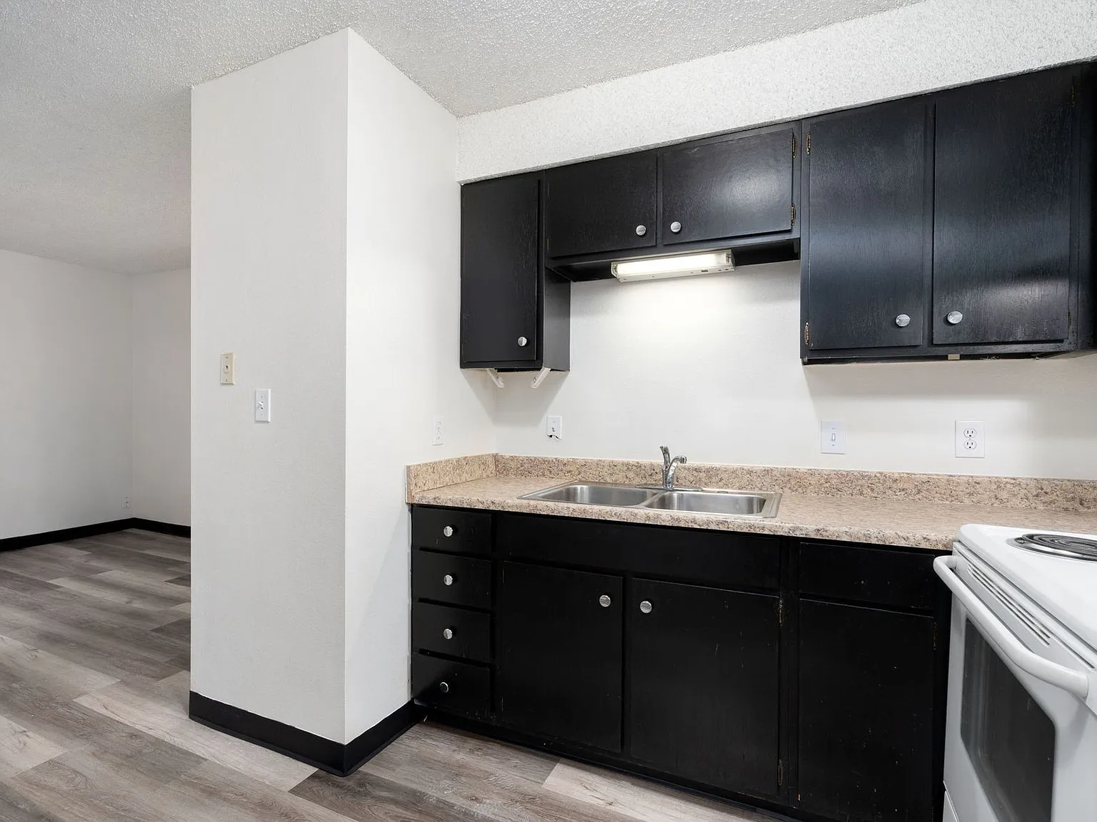 Charming 2 bedroom 1 bath. — Photo 1