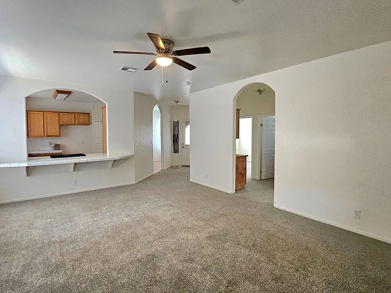 21187 Conklin Blvd — Photo 6