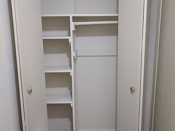 5th image of 1230 Sheridan Ave #1CC