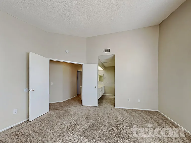 15473 Casa Grande St — Photo 6