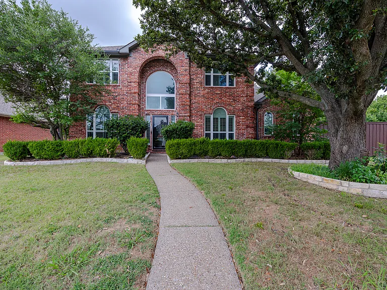 2828 Royal Troon Dr — Photo 2