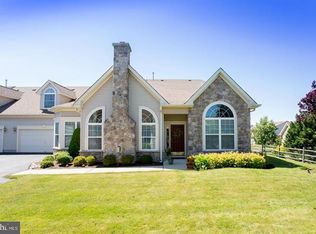 306 Clubhouse Ln, Warminster, PA 18974