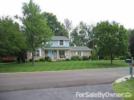 1st image of 2418 Meadowdown Dr