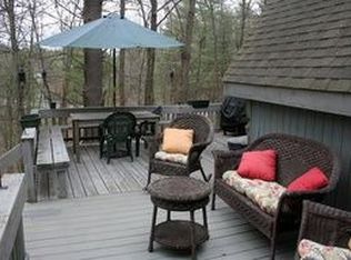 162 Edie Rd, Saratoga Springs, NY 12866