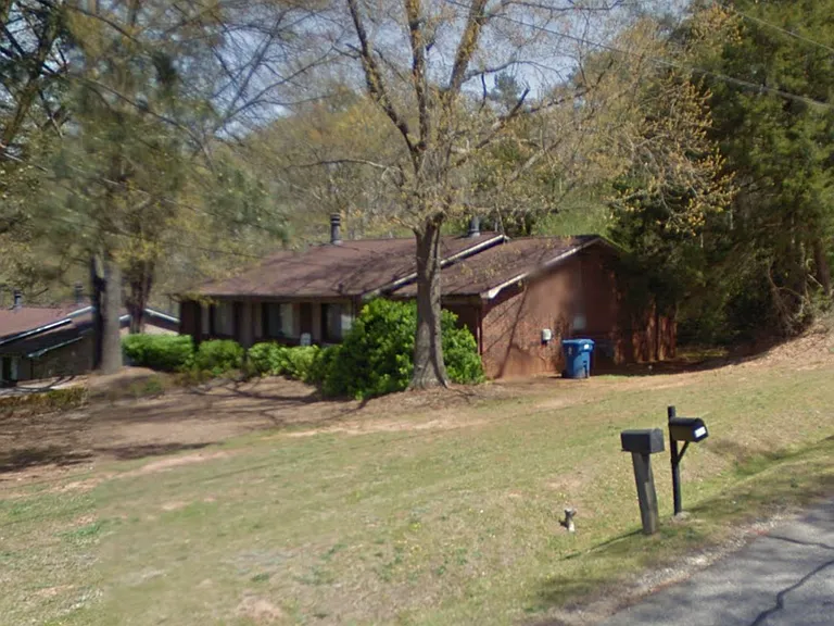 315 Epps Bridge Rd — Photo 8