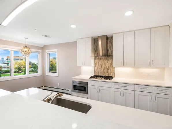 14a Riverview Circle image 10 of 35