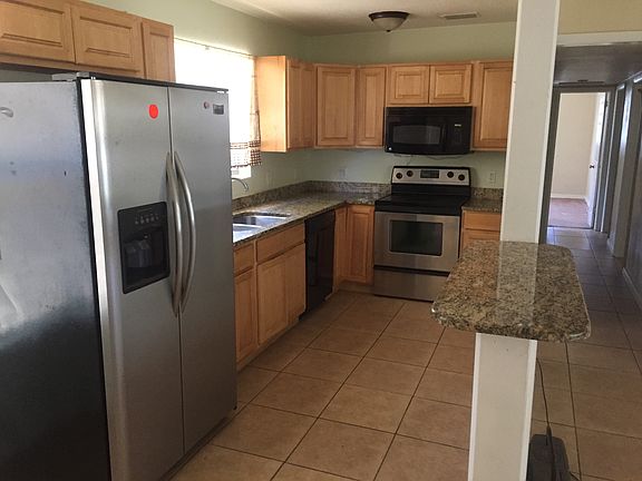 Kitchen with Appliances