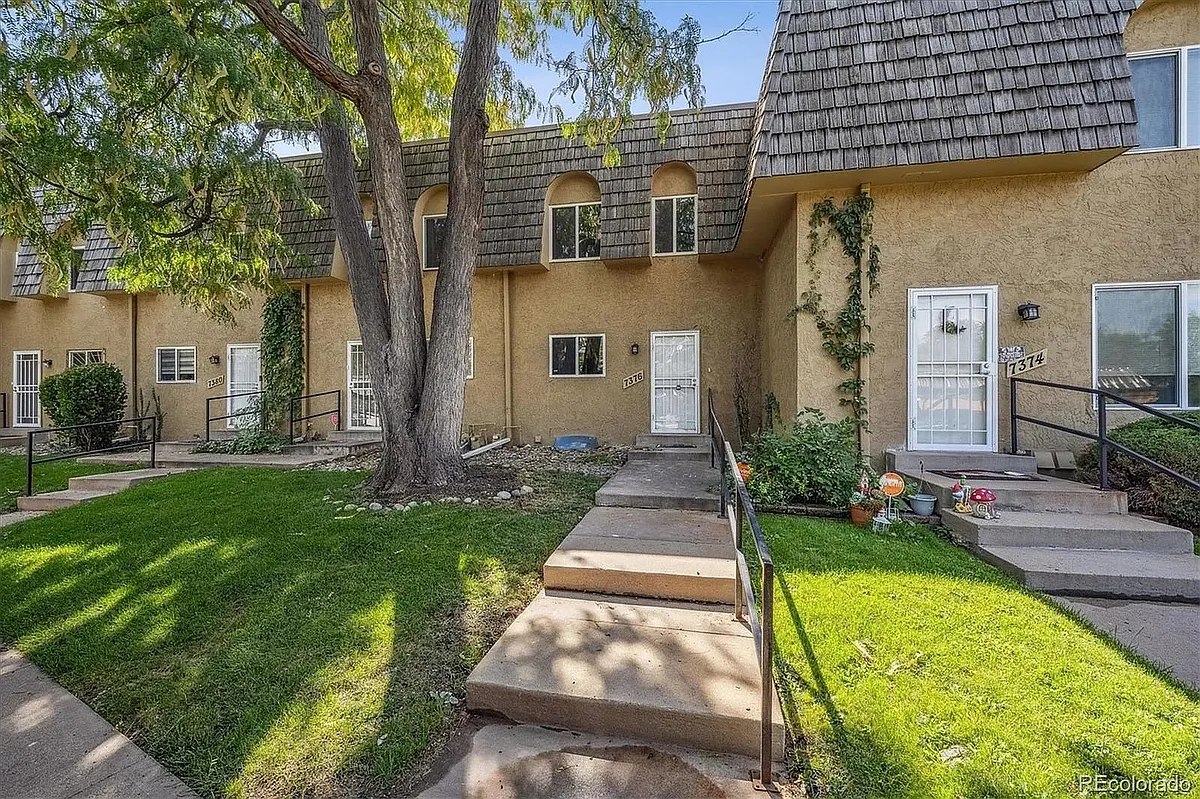 Building Photo - 7376 E Princeton Ave