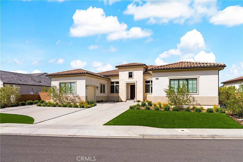 Building Photo - 12525 N Silver Spur Ct