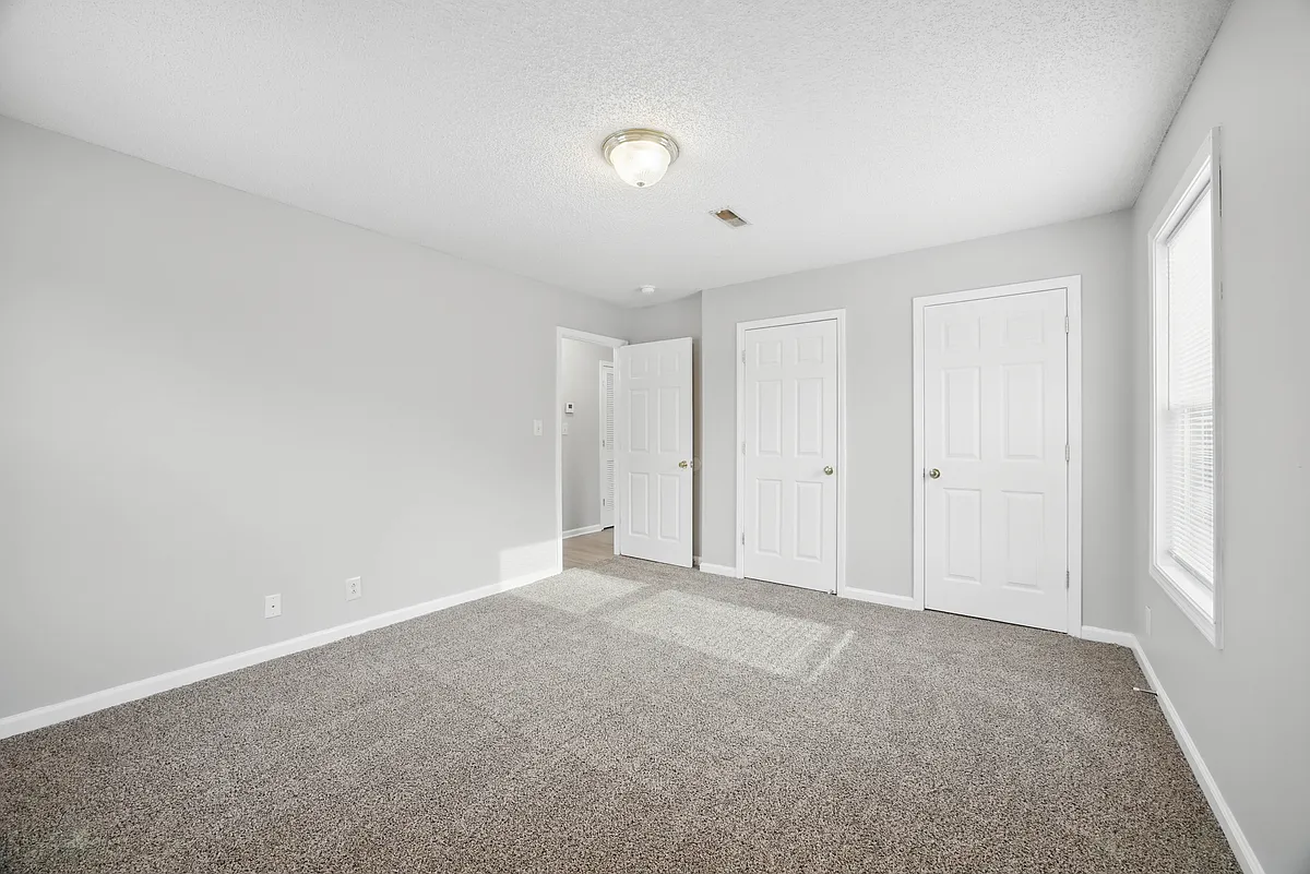 Building Photo - 2865 Cobalt Dr #B