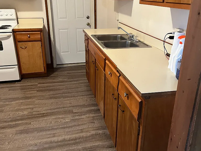 5241 W Seneca St #2 — Photo 3
