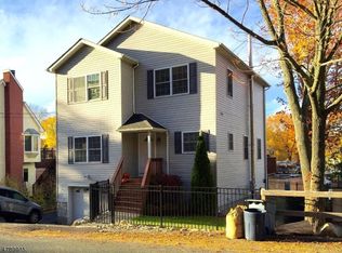 45 Brady Rd, Lake Hopatcong, NJ 07849