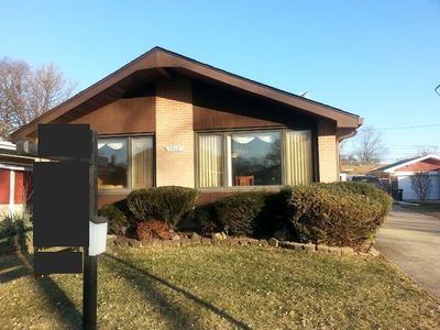 5912 Madison St, Morton Grove, IL, 60053