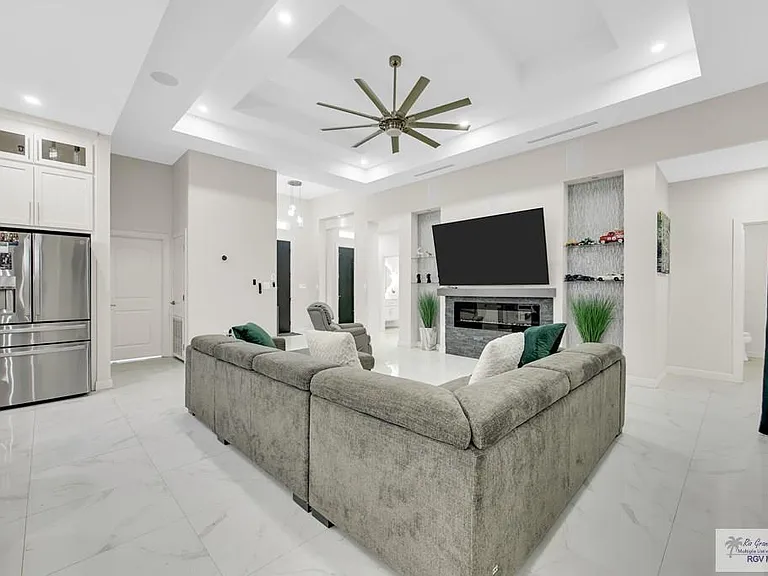 4874 Espada Grande Ave — Photo 5