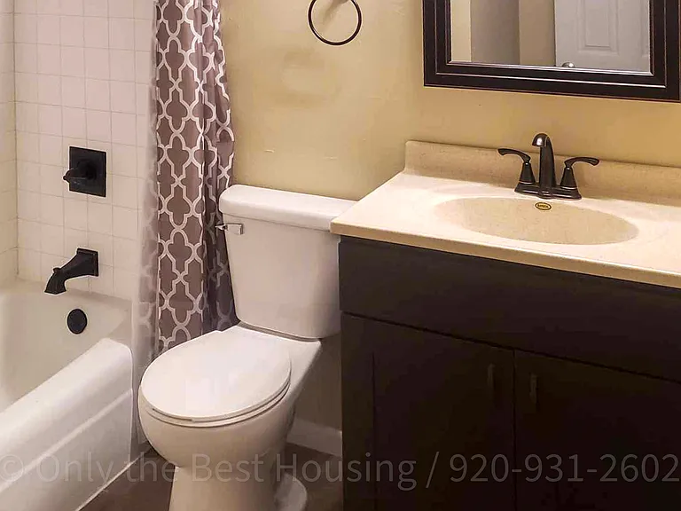 585 Edgewood Dr #3 — Photo 8