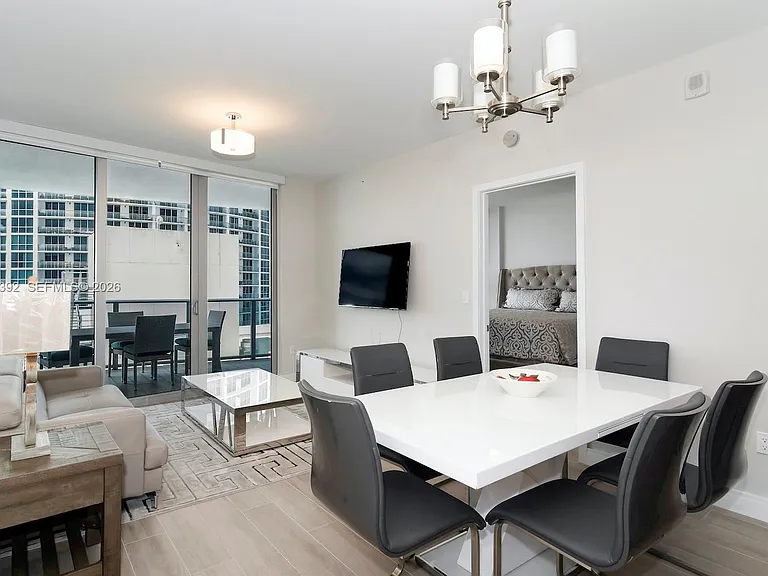 488 NE 18th St #3608 — Photo 5