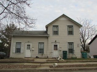 104 Comstock St, Joliet, IL 60436