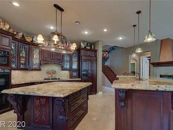 2nd image of 9800 Cantebury Rose Ln