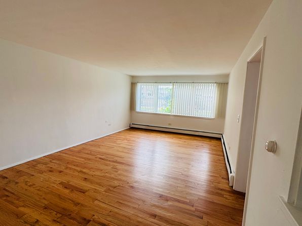 7619 Roosevelt Rd #1GF