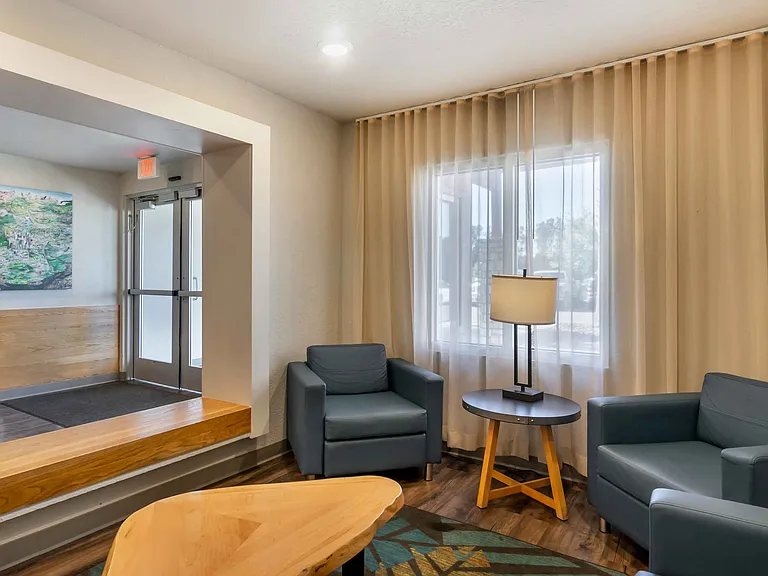 Lobby and Guest Check-in