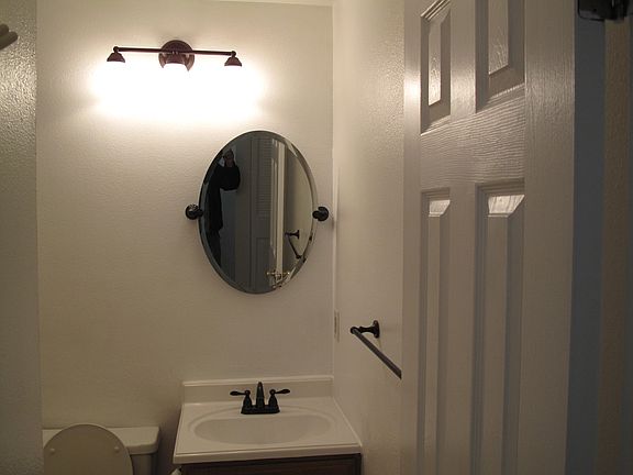 5th image of 9044 W Dartmouth Pl