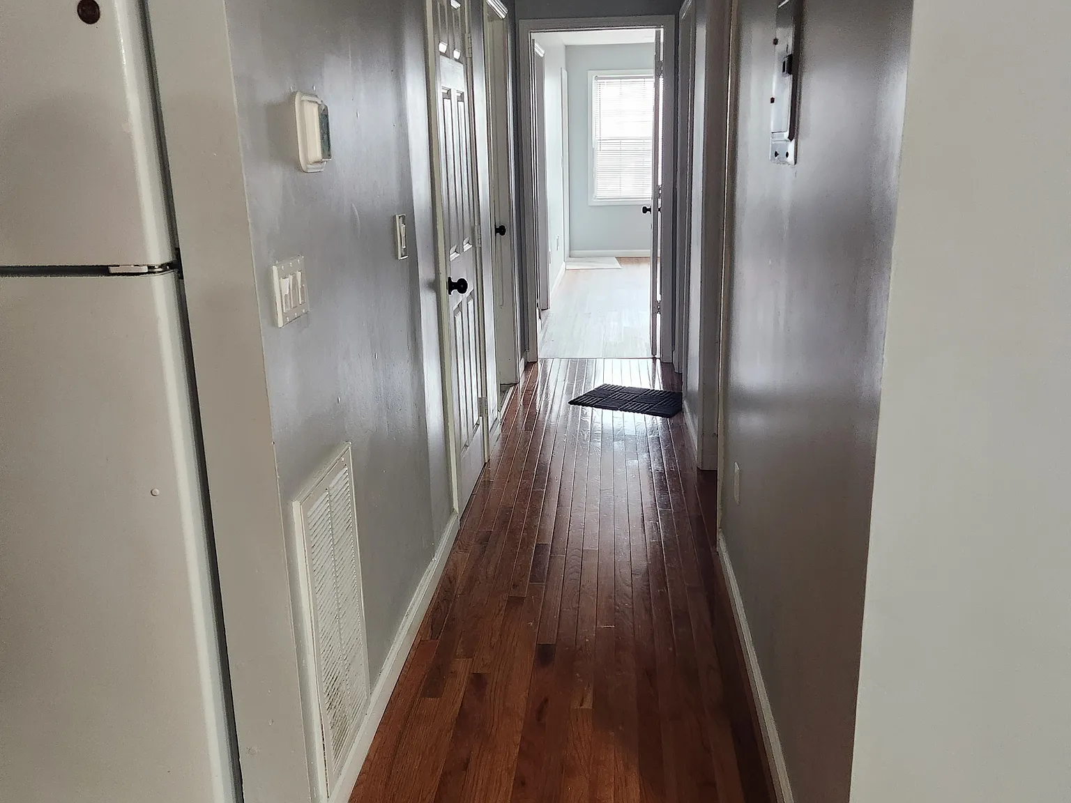 3 bed, $2,500 — Photo 2