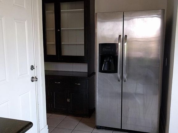 2nd image of 16 Wallace Ave Unit B