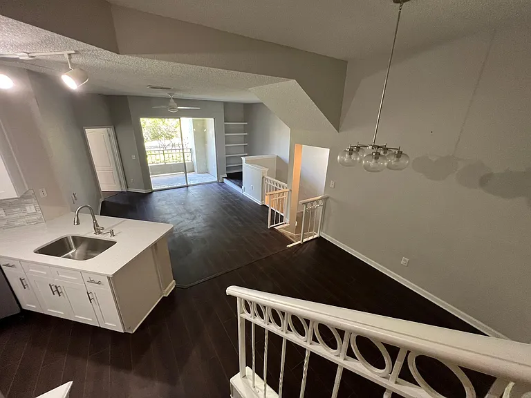 717 Mainsail Dr — Photo 12
