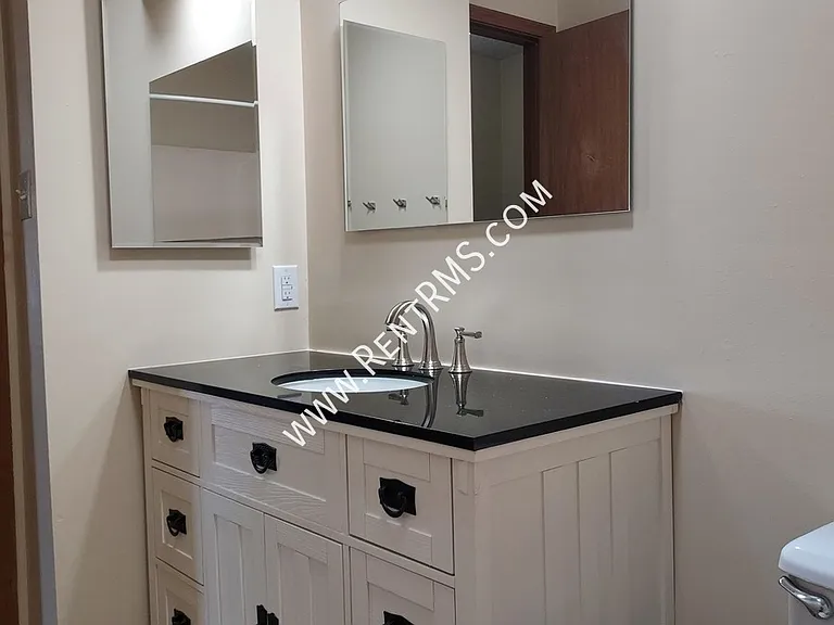 2131 SW Brandywine Ln — Photo 23