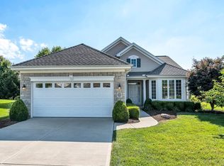 1423 Grovesedge Dr, Maineville, OH 45039
