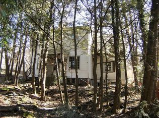 291 Magnolia Pl, Mt Lebanon, PA 15228