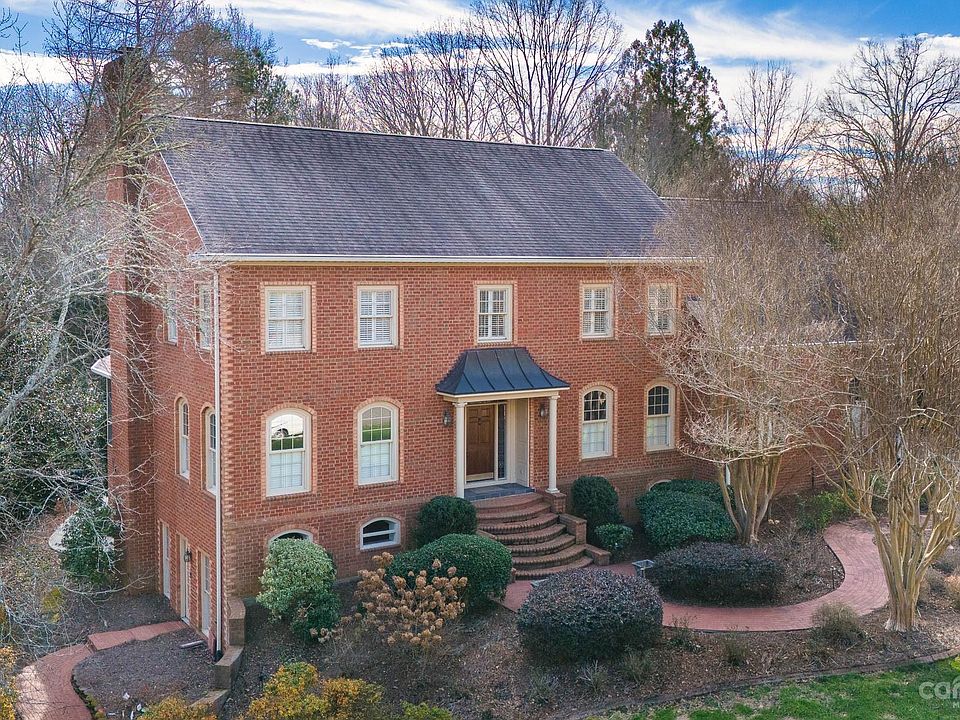 1st image of 2613 Colecreek Ln