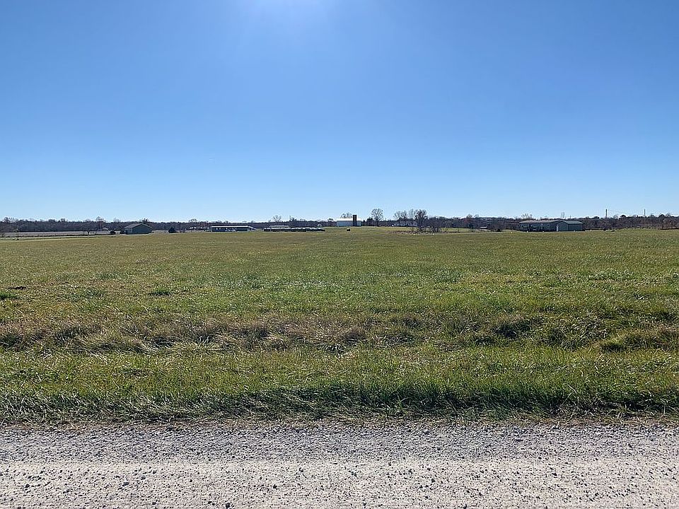 1st image of 1371 Road