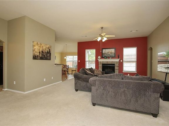 4th image of 1628 Nashwood Dr