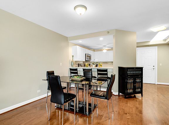 4th image of 245 Burlington Ave APT 304