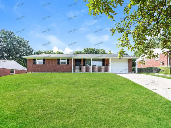 922 Castro Ln, Cincinnati, OH 45246