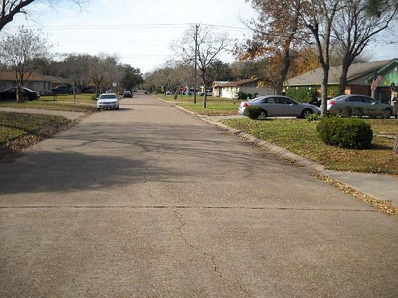 5th image of 1807 17th Ave N