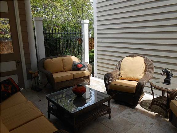 5th image of 326 W North St