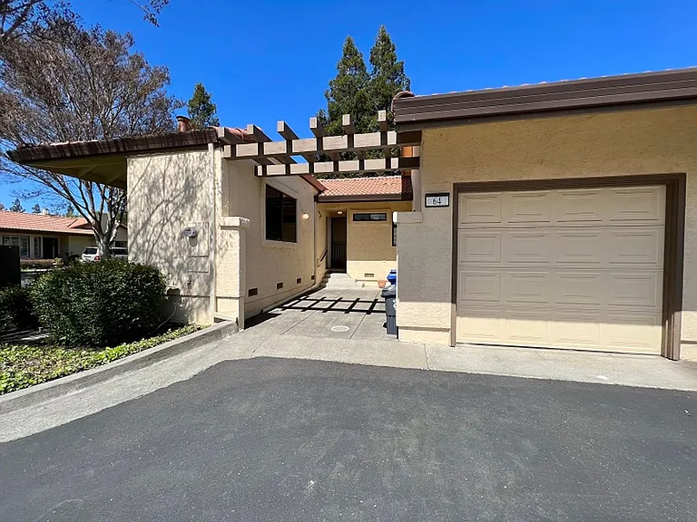 64 Fountain Grove Cir — Photo 27