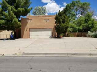 1128 Hupmobile Dr NE, Albuquerque, NM 87123