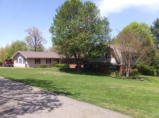 241 Mitchell Dr, Madisonville, KY