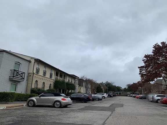 5th image of 15927 Stillwood St #2094