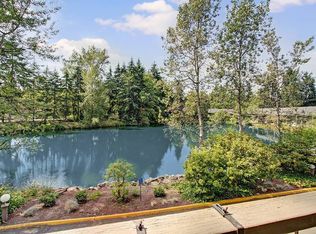 6858 139th Ave NE APT 706, Redmond, WA 98052