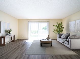 1245 Palomar Pl #61, Vista, CA 92084