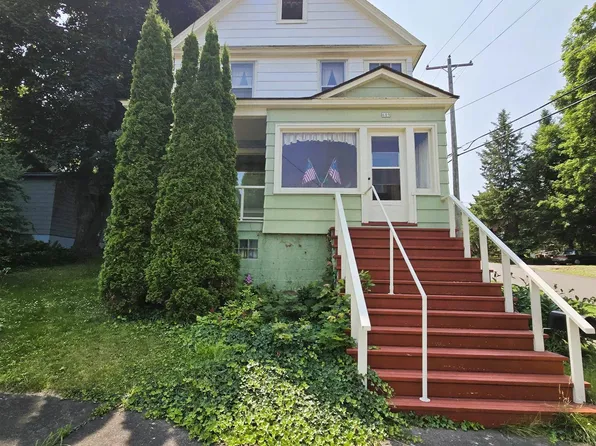 609 W Douglass Ave, Houghton, MI 49931