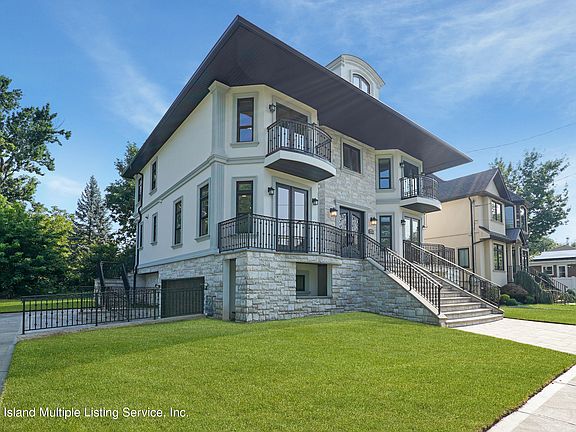 2nd image of 457 Maine Ave