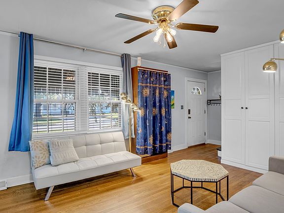 5th image of 617 E Hancock St